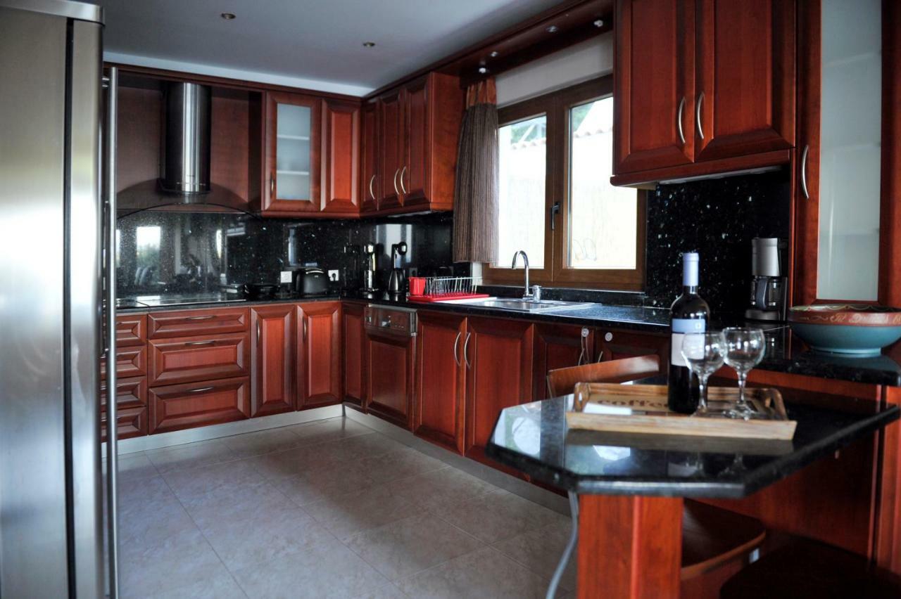 Poseidon Villa M Ammos สเกียธอสทาวน์ ภายนอก รูปภาพ